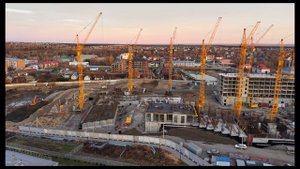 1 ноября 2025. 10 башенных кранов_Рекорд Белокурихи