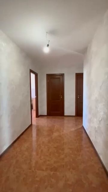 Комарова 1м