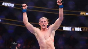 Александр Волков победил бразильца Алмейду на турнире UFC 321