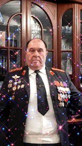 Мой фильм посвящен ветеранам МВД,читает автор, поэт,Геннадий Елисеев