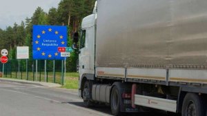 Пять тысяч литовских фур заблокированы в Белоруссии из-за закрытия границы