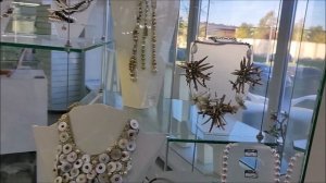 Питер . У Вики на работе. Производство бижутерии. 08.102025.