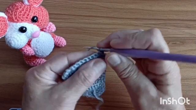 Хомочка. Вяжем игрушку хомячка ч. 3. смотреть онлайн