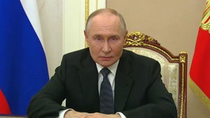 Президент поздравил судебных приставов с профессиональным праздником