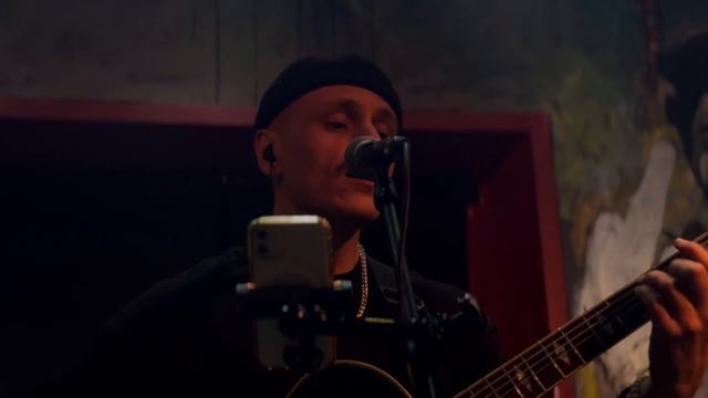 Поющий гитарист - Влади Каримов Би2 - Молитва