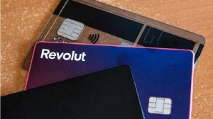 СМИ сообщили о блокировке счетов россиян в ЕС банком Revolut
