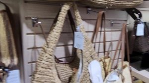 Китай. Кантонская выставка. Одежда, сумки, текстиль