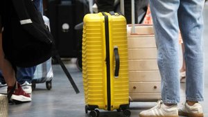 Аэропорт Берлина временно прекратил работу из-за дрона