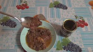 Щечки говяжьи тушеные в соусе по-домашнему, Кусковые мясные консервы
