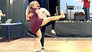 СВИНГ ТАНЕЦ. Выступление Сондре и Тани. #Танцы