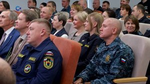 В Карелии отличившихся судебных приставов отметили наградами