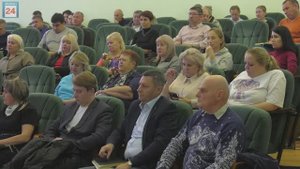 От отопления до мусора: коммунальный "ликбез" провели власти Абакана управляющим компаниям