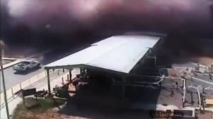 Волна взрыва окатила крупнейший нефтеперерабатывающий завод в Нью-Мексико.
Пострадало 3 человека.