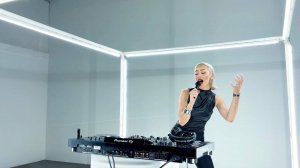 ARi - Metasin Live Series Ep. 013 [Melodic House Progressive House Mix 2025] 4K