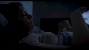 1080p_Девушка_нашла_дыру_в_стене_и_сразу_же_начала_наслаждаться_ею_кра