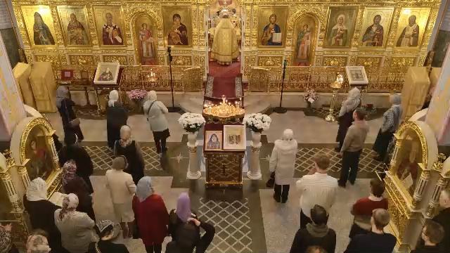 Божественная Литургия (26.10.2025) смотреть онлайн