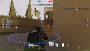 Леха кидаеться!