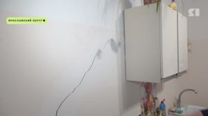 Щель рвет обои в квартирах: в Ивняках треснула новая многоэтажка