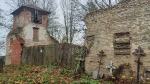 Благовещенская церковь, Ропшинский дворец, руины памятник в Русско-турецкой войне и царские теплицы