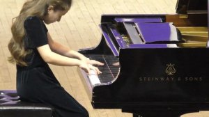 Лиана Берберян,Филармония ,XXXII фестиваль «Новые имена»  Э. Григ "Танец из Йольстера соч.17 №5"