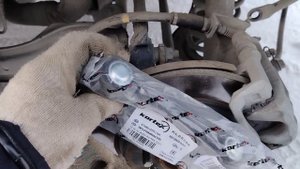 Замена задних стоек стабилизатора на HYUNDAI CRETA