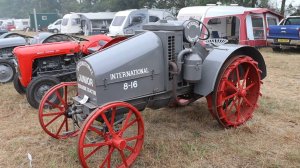 ЭТО ВИДЕО НАБРАЛО 1 МЛН ПРОСМОТРОВ! Трактора 1940-ых! Как новые! #55