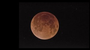 Движение Луны на фоне звезд во время затмения 07.09.25