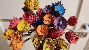 02-11-2025 букет из шишек осенняя поделка