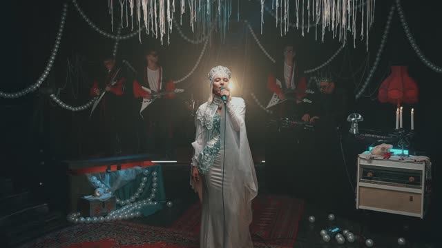 NIKA DUBIK, M Clis, Зори Бэнд – Сила (Еthnic Deluxe Remix)