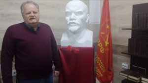 Левый Мегафон