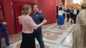 1 ноября.Плывет веночек....