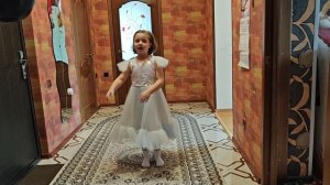 я танцую песню Пополам