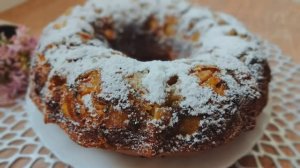 Постный пирог с яблоками на огуречном рассоле.