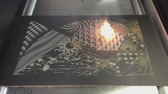 Залипательное видео. Гравировка изображения лазером.