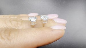 Пусеты с топазом Размер камня 6 mmЮвелирная огранка Застежка бабочка (зажим) Серебро 925  ТОП028