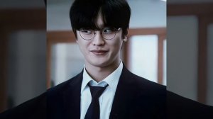 название: первый герои старшей школы