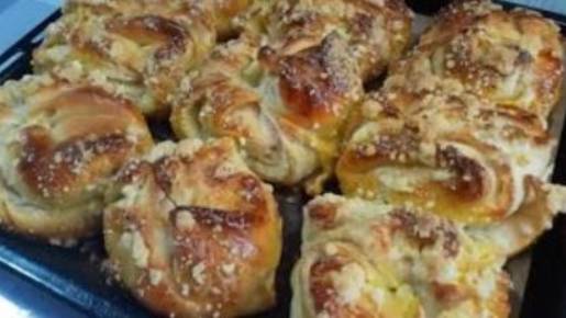 Воздушные молочные булочки, которые тают во рту! Проще не бывает