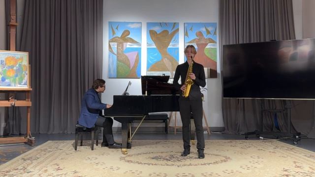 Максименко Максим 15 лет. А. Вивальди концерт a-moll 2 и 3 части