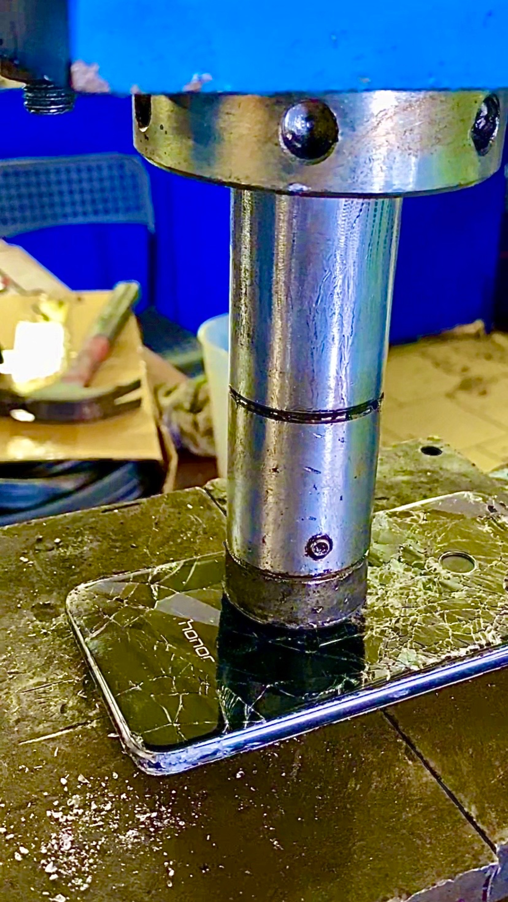 Ломаем телефон Honor в АП Сервисе