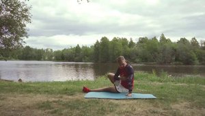 Крутое упражнение "Уход бëдрами".