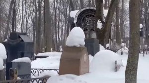 ПОСВЯЩАЕТСЯ  НАРКОМАНОМ.(ЗЕМЛЯ ВАМ ПУХОМ)