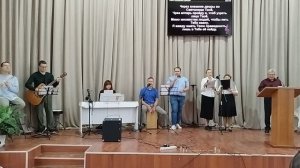 "Хвала Тебе, наш Господь!"; "Через внешние дворы"