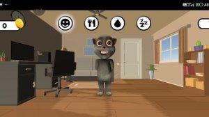 Хуан играю с ним в слова