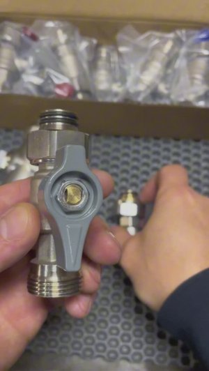 МИВС шаровый кран с накидной гайкой 3/4 - 3/4 ЕК