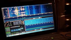 Приемник RTL.SDR USB ловим 434.4 МГц. Слышим радиолюбителей