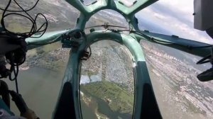 Новосибирск Заход и посадка из штурманской кабины Ту-134 .