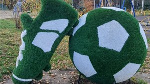 Выбор платьев на Озон.