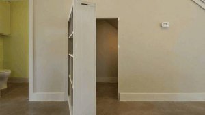 Как сделать Гораздо эффективней построить скрытый проход в майнкрафт если вы играете на сервер....