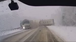 Число погибших в результате аварии на трассе Р-255 «Сибирь» увеличилось до трех человек.