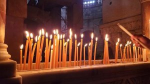 Я зажгла свечи о упокоении душ ваших родных дорогих усопших на вершине Голгофы у Распятия Спасителя